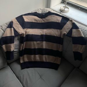 Brandy Melville sweater